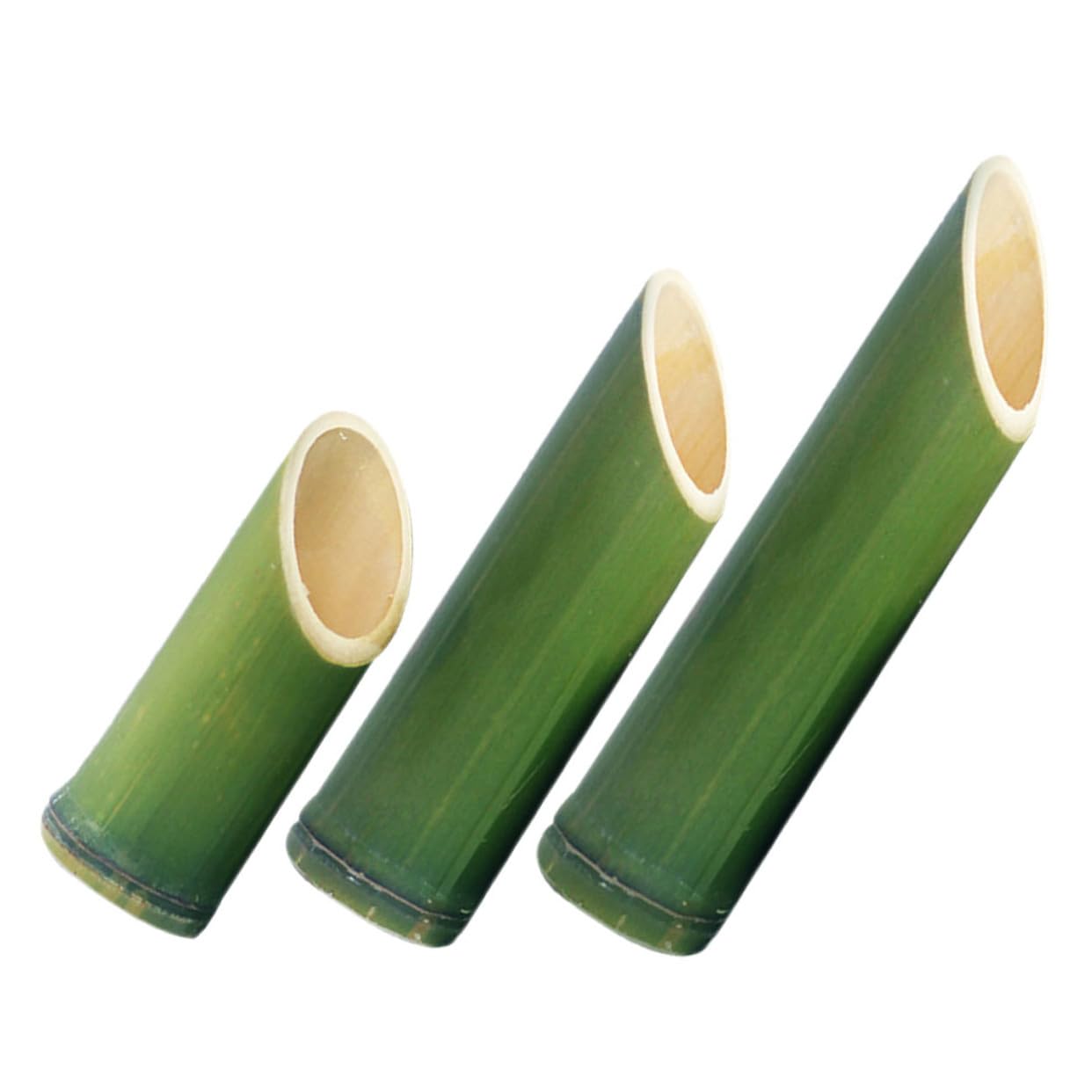 Pots de fleurs en bambou vert pour remplacer le plastique par des vases rustiques