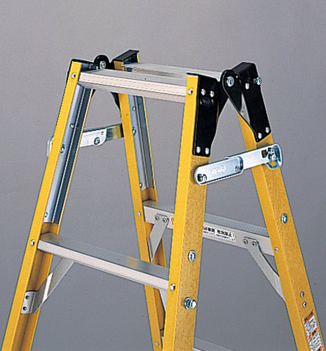 Amazon.co.jp: 長谷川工業(Hasegawa) FRP兼用脚立(2.03m) RG-21A 