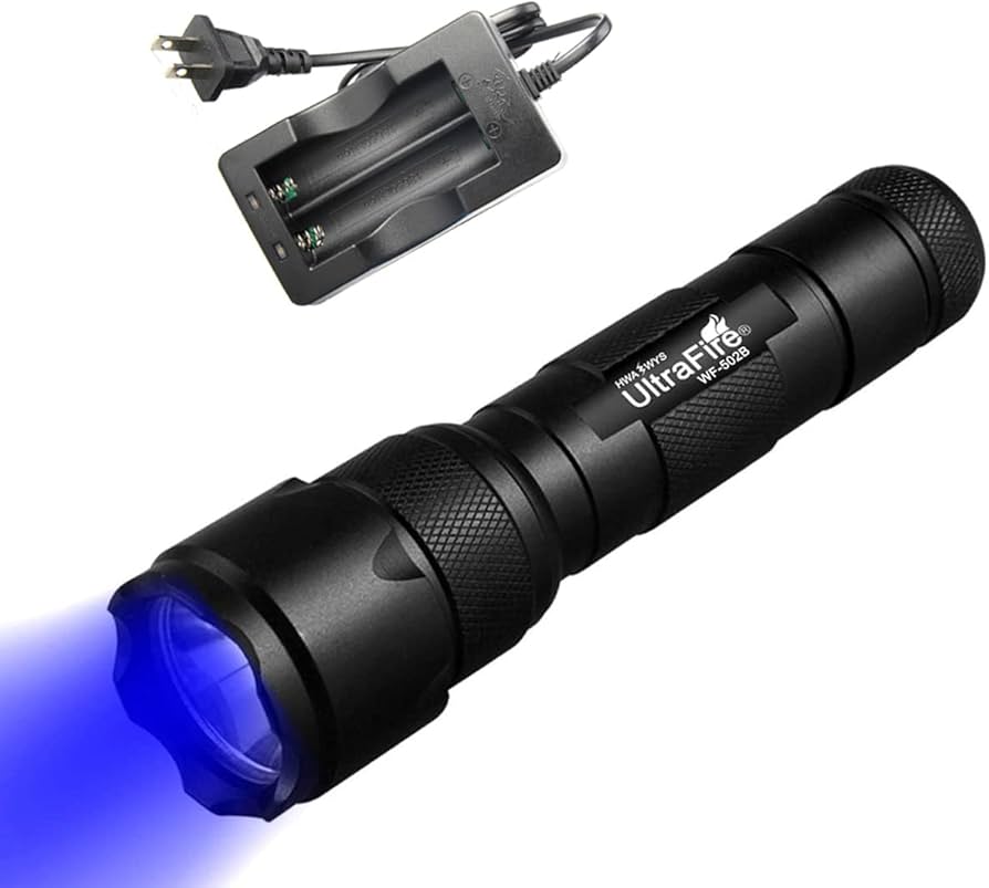 Amazon.co.jp: UltraFire ブルーライト LED 懐中電灯 470nm 256ヤード Amazon.co.jp: UltraFire ブルーライト LED 懐中電灯 470nm 256ヤード