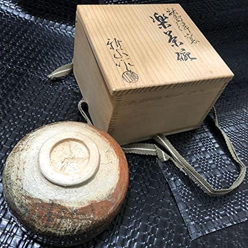 最強の赤楽茶碗??蔵から出て来たミリタリーの様な凄い赤楽茶碗、古美術