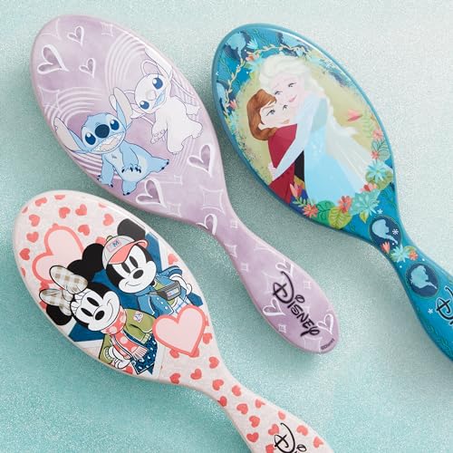 WetBrush Original Detangler Hair Brush with Ultra Soft Intelliflex Bristles to Gently Separate Knots With Ease - Image 4