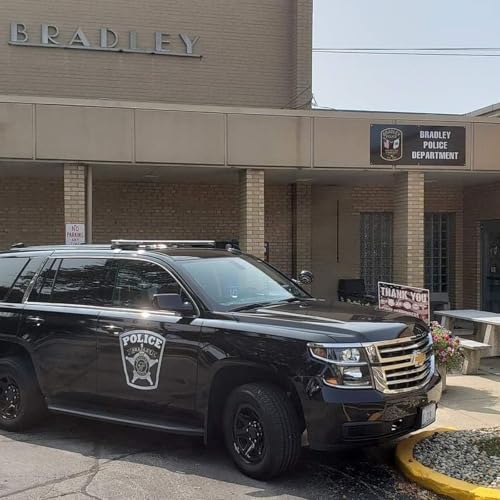 Bradley police arrest man after he attempted to hit two people with vehicle