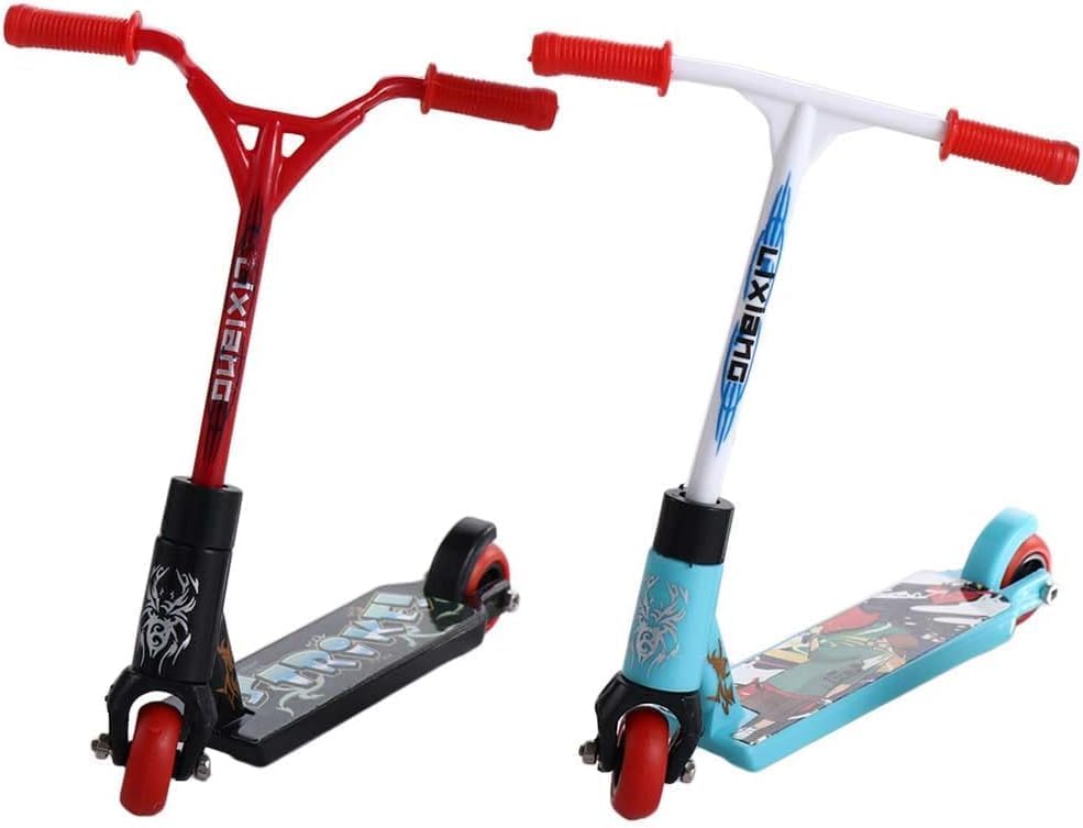 2 piezas de patinete de dedo mini juguetes de dos ruedas, mini scooters accesorios para tablero de dedos, pequeño scooter de trucos para recuerdos
