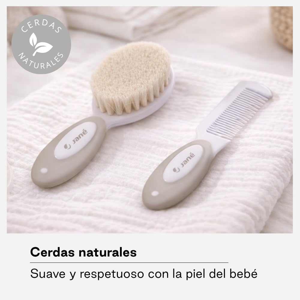 Jané Set de Higiene Bebé Basic con Neceser, Peine, Cepillo Cerdas Naturales, Tijeras, Cortauñas, Limas y Cepillo Dental Silicona, Beige
