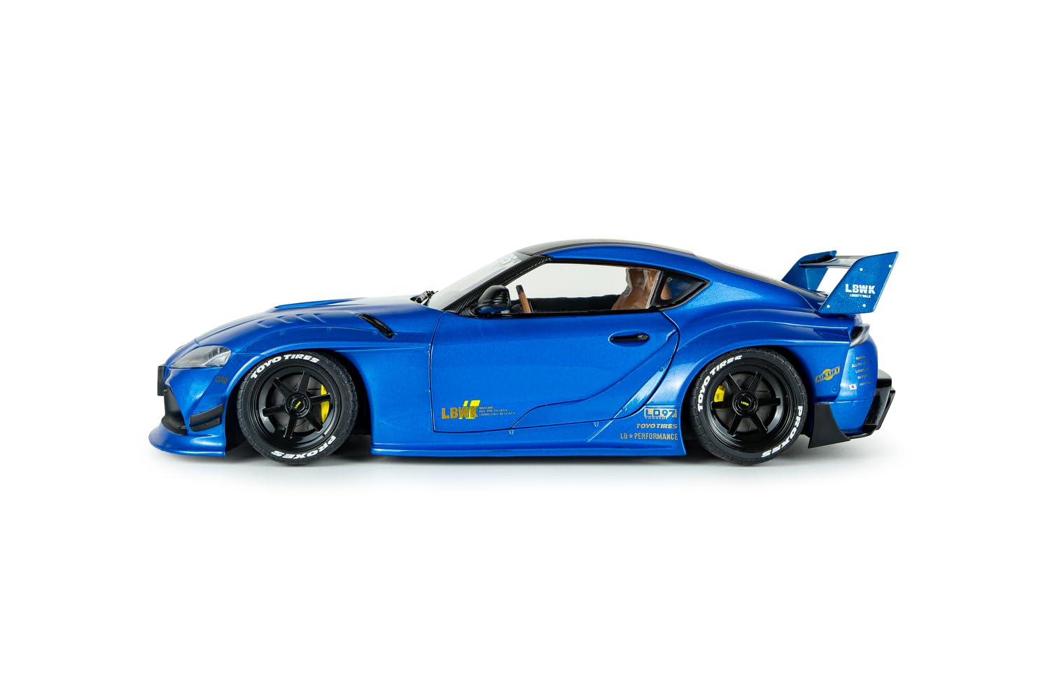 Solido Toyota GR Supra LBW 2025 1:18 Blau | Detailgetreues Diecast Modellauto, Widebody-Sportwagen, Schwarze Felgen, Sammlerfahrzeug für Tuning-Fans