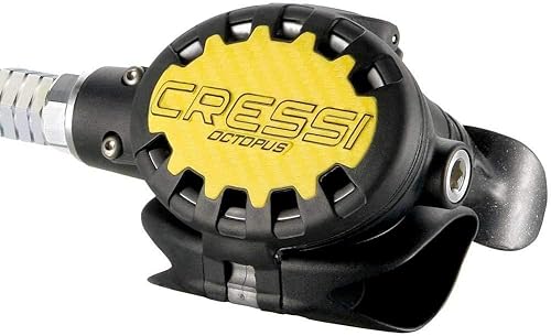 Cressi Octopus MG equilibrado para reguladores de buceo - Menos esfuerzo, confiable, ligero y cómodo - Fabricado en Italia de calidad desde 1946