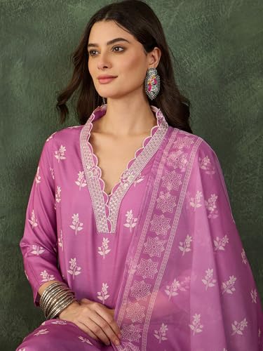 Image of Naixa Women's Rayon Embroidered Straight Kurta with Pant and Dupatta Sets (NX-780)