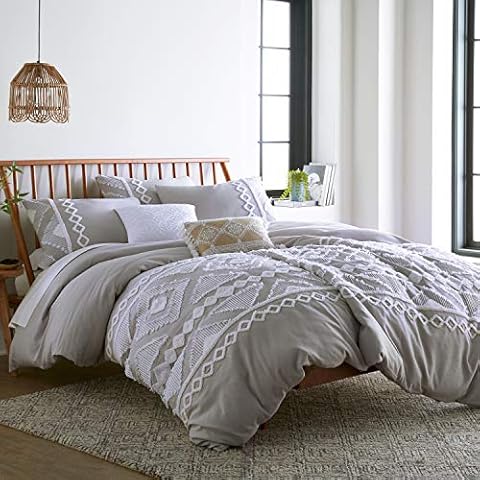 Levtex Home - Harleson Duvet Cover Set - King Duvet Cover + Two King Pillow Cases - Tufted Chenille Frayed Tribal in Grey and White - Duvet (106 x 94in.) and Pillow Case (36 x 20in.) - Cotton Cover