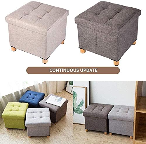 Rembourrage doux pour ce repose-pieds cube résolvant le manque de rangement