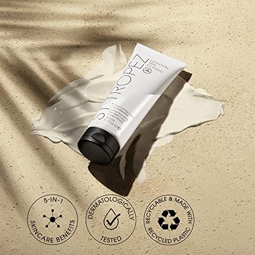 St.Tropez Gradual Tan Classic Daily Firming Lotion Light/Medium, Self Tanner,200 ml (Pack of 1)
