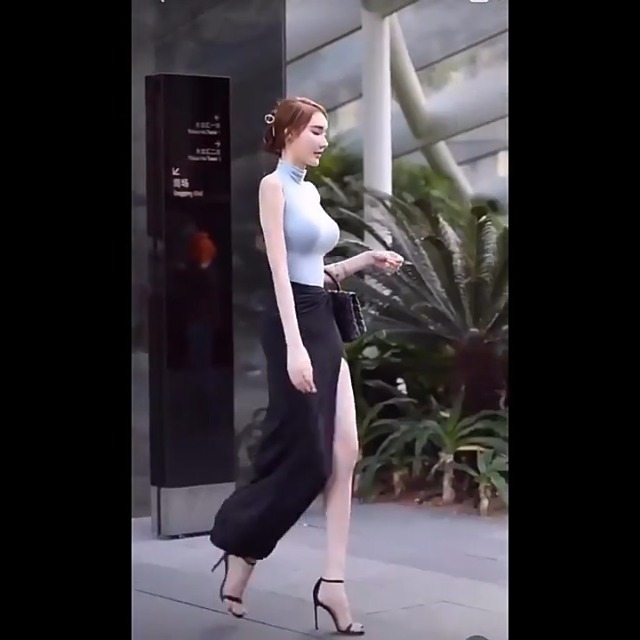 Amazon.co.jp: [ADESUGATA] トップスシ ホルターネック