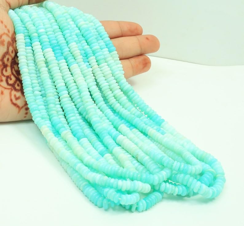 Perles en opale naturelle d'un bleu ciel pur pour colliers de haute joaillerie
