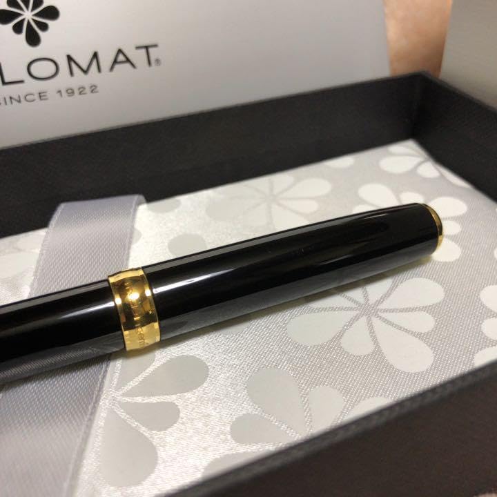 ディプロマット ボールペン エクセレンス ブラックラッカーゴールド 楽天市場】DIPLOMAT ディプロマット ボールペン Excellence A2