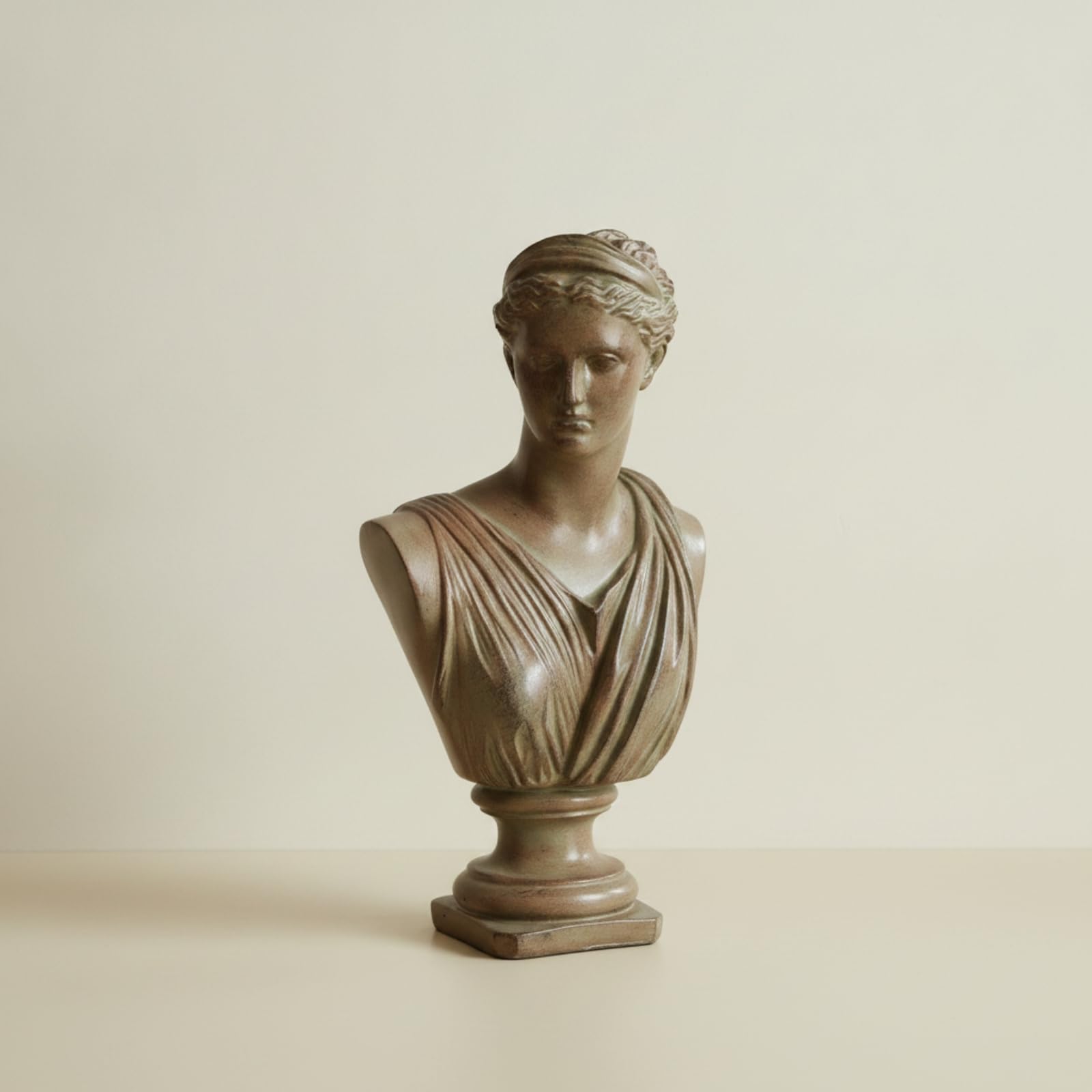 KESOTO Figura Resina con Mano en la Boca Escultura Artistica Elegante para Mesa Consola Repisa lgada con Base Escalonada y Superficie Pulida Acuada para, Style to 2
