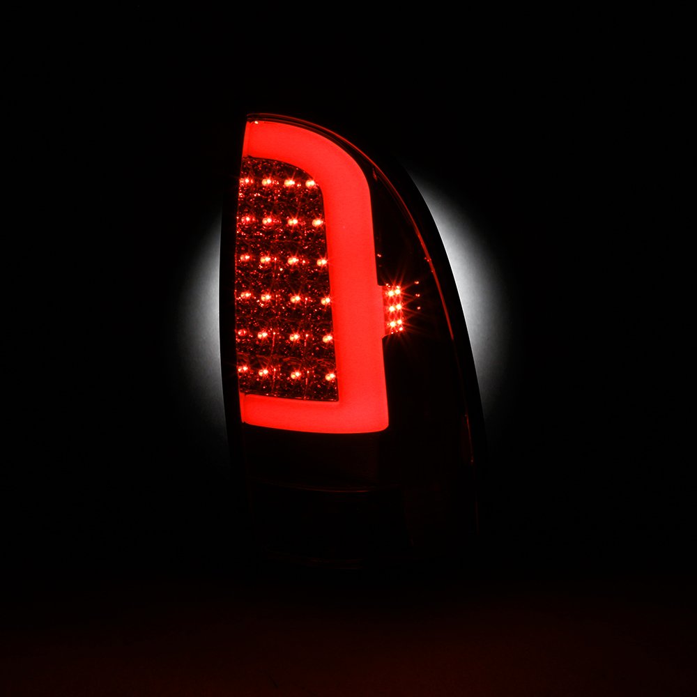 2005〜 トヨタ　タコマ　LEDテールランプ Amazon.com: AKKON - For 2005-15 Toyota Tacoma Full LED Daytime
