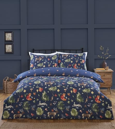 Rapport home King Christmas Duvet Cover Set, Autumn Forest Microfibre Bedding with 2 Pillowcases for Festive Bedroom Decor
