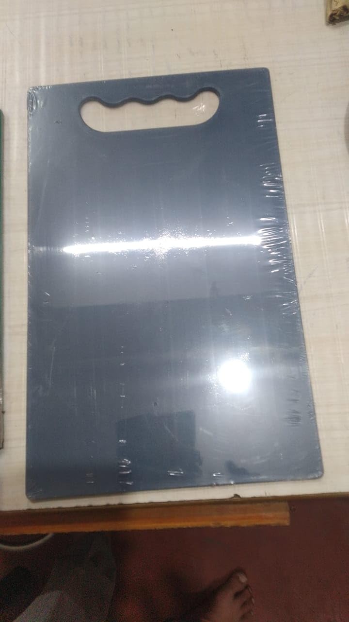 Pepper Plastic Vegetable Fruits Chopping Board and Cutting Board for Kitchen Plastic Use for Food Cutting (Black)