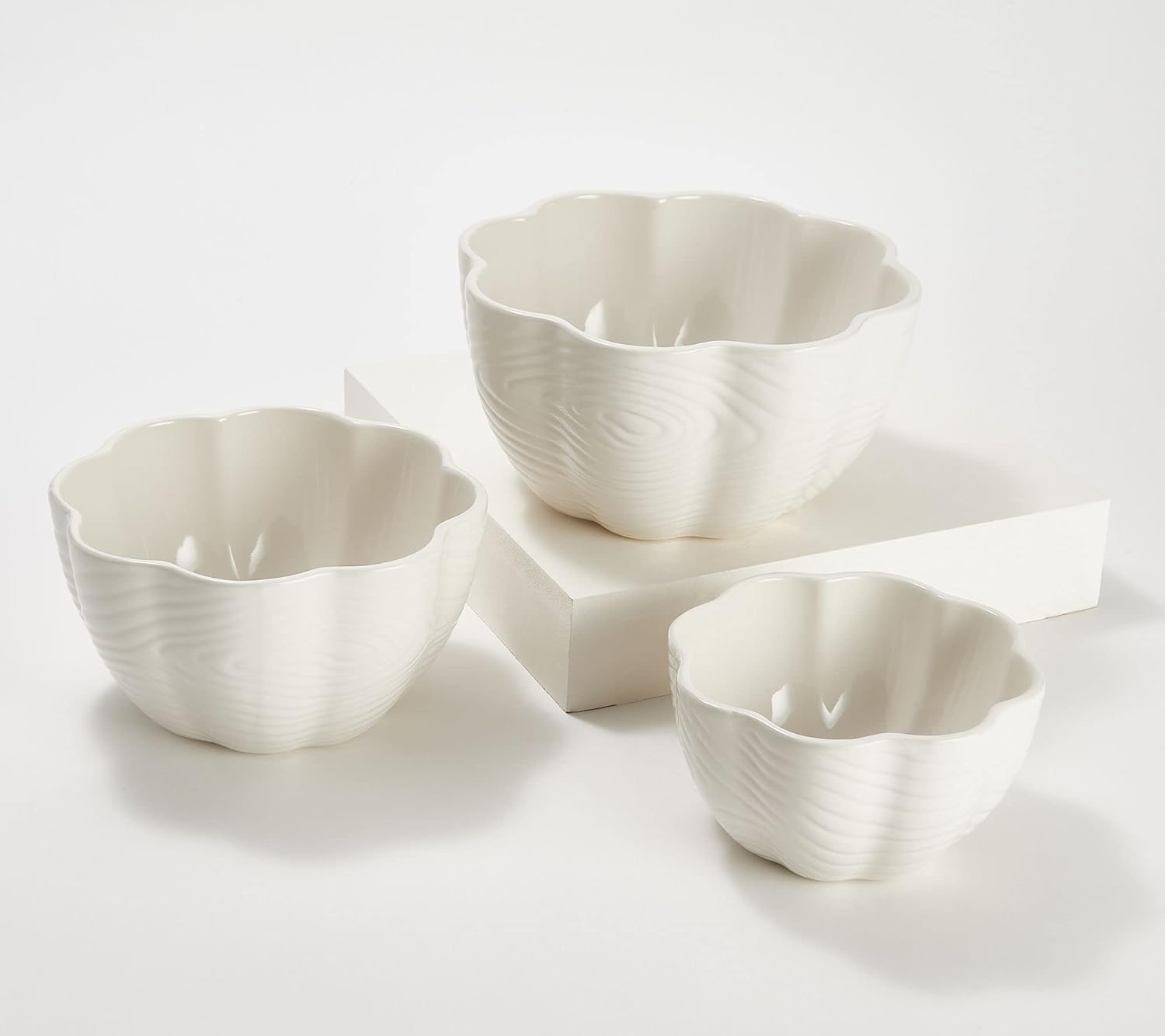Temptations Fluted Nesting Bowls, Setof3 1.5 Qt Bowl, 1 Qt Bowl, 0.5 Qt Bowl