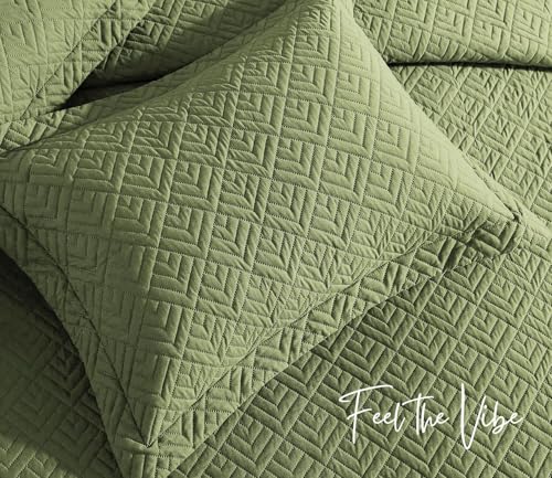 Image of VAS COLLECTIONS 100% Cotton Ultrasonic Quilted King Bedspread Set, 280 TC Soft Lightweight Stitch-Free Coverlet, 90x100 Inches, with 2 Pillow Covers (Green)