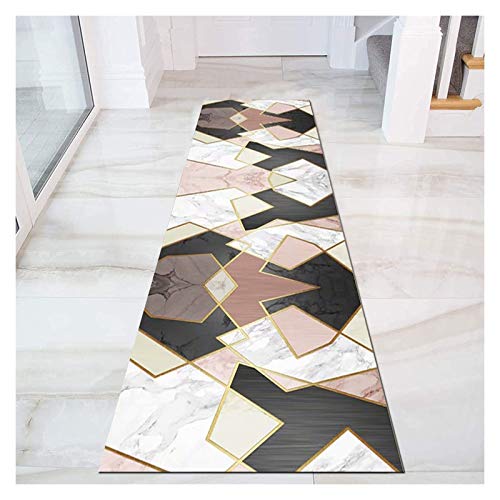 Tapis de couloir étroit aspect marbre rose pour sublimer votre entrée