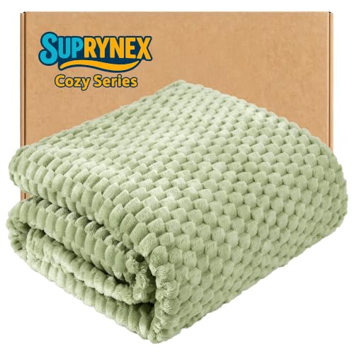 SUPRYNEX 330GSM 3D Jacquard Throw Blanket for Couch, Sage Green, 50"x60" by SUPRYNEX - Used condition - US$23.03
