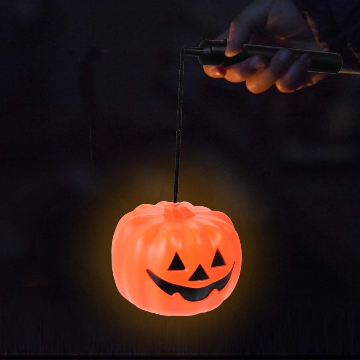 Latarnia na Halloween 4 Sztuki Dynia Wisząca Lampa Plastikowa Latarnia Przenośna Lampka Z Dyni Halloween Do Domu Dekoracja na Halloween