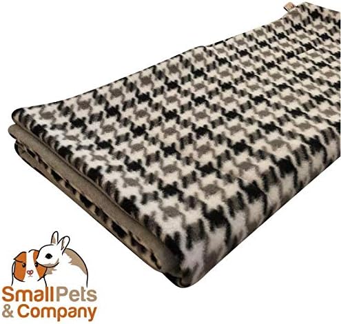 Small Pets and Company Guinea Pig Fleece Cage Liner | Fleece Guinea Pig Bedding | Midwest, C&C, Corner Pad (Midwest, Houndstooth Gray)