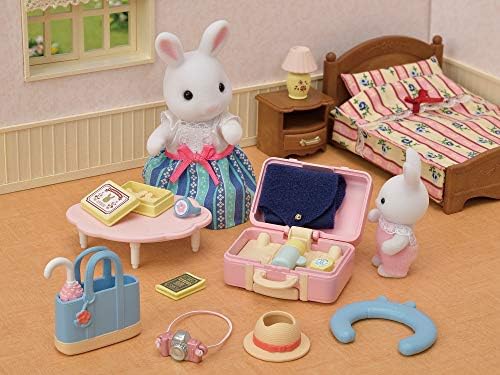 Sylvanian Families 5641 Weekend Travel Set -Snow Rabbit Mother- - Dollhouse Playsets Multicolor,4.5 x 3.4 x 9.4 cm