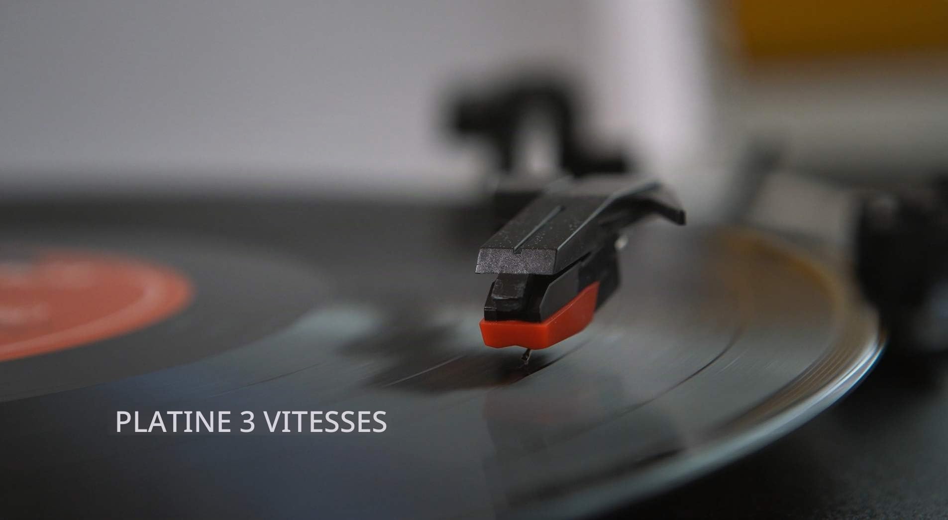 Tourne-disque portable Victrola Journey - Platine Bluetooth 5.0 avec 3 vitesses, haut-parleurs stéréo intégrés, prise auxiliaire 3,5 mm, Turquoise (VSC-550BT)