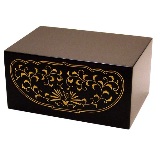 仏壇屋 滝田商店 四角仏像台 木製黒塗り 小(高さ5.4cm×巾11.5cm)◆仏壇用の仏具・仏像をのせる台・仏像置台・仏台【滝田商店発行 証明書付】