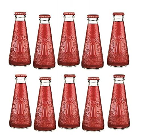 �� Il prodotto è disponibile in bottiglia da 9,8 cl, in confezione da 10 bottiglie, con un design moderno e accattivante che lo rende un oggetto di desiderio per gli appassionati del bere.