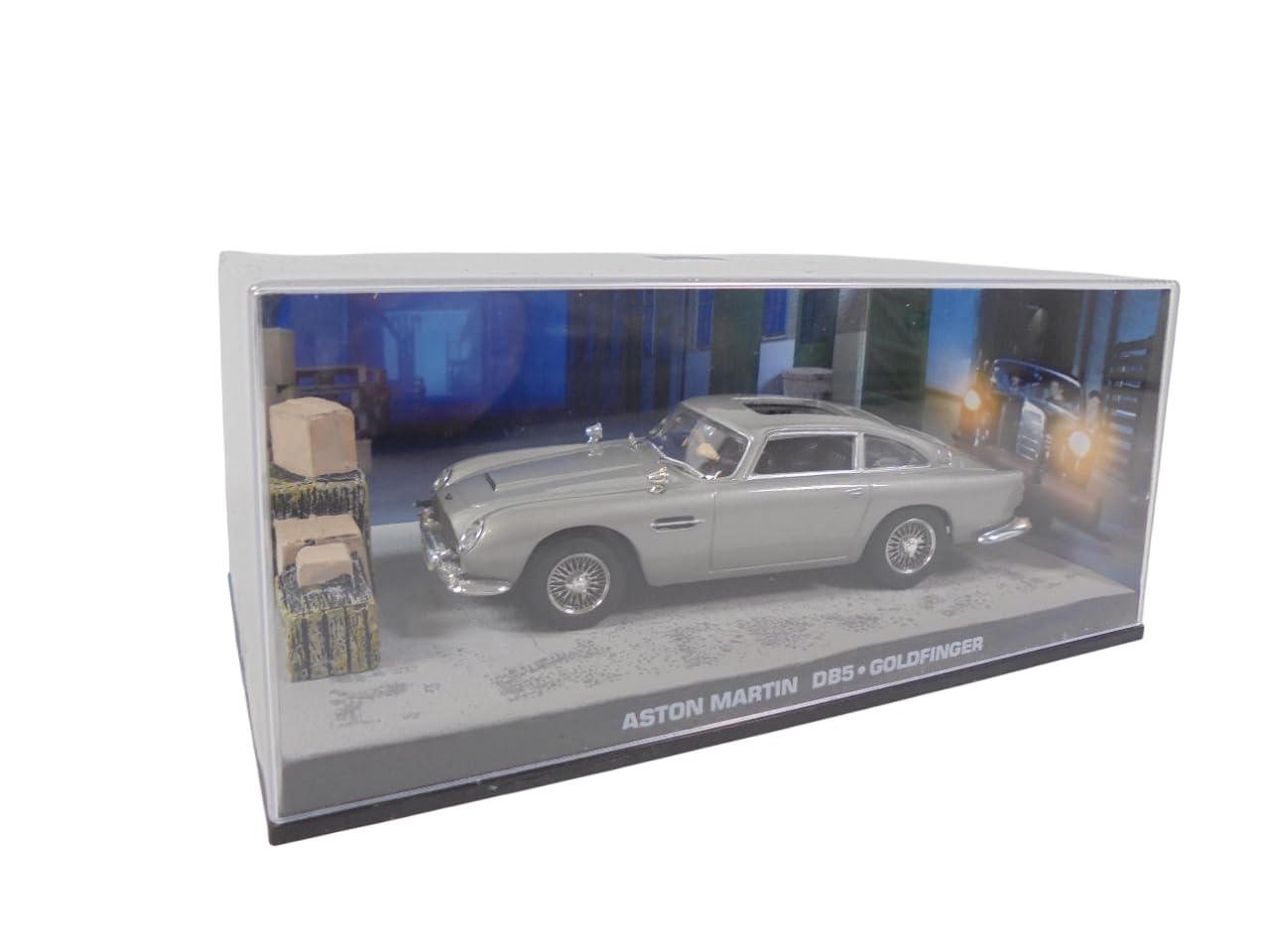 OPO 10 Auto in Scala 1/43 Compatibile con Aston Martin DB5 James Bond 007 Goldfinger - DY025