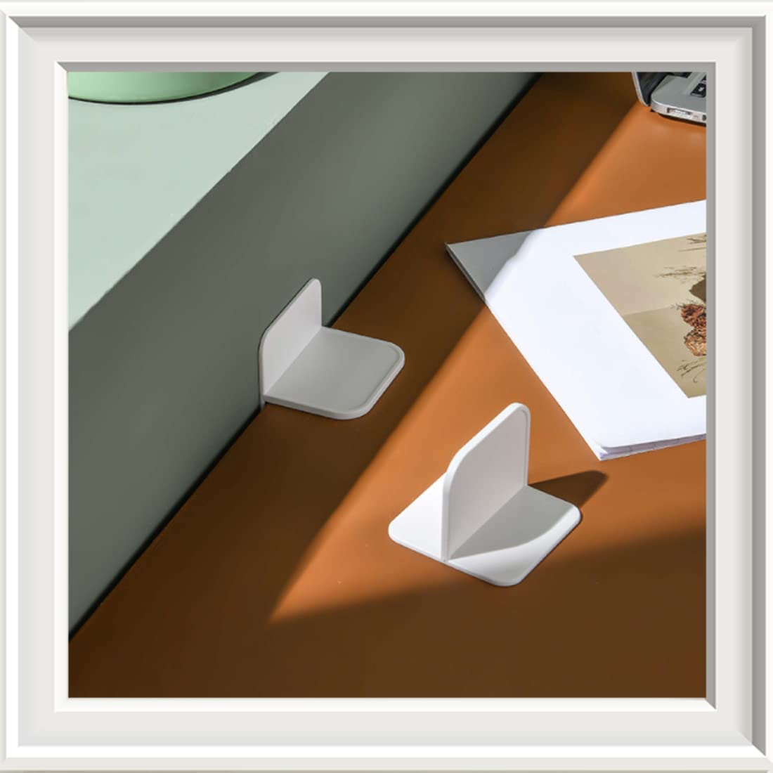 Correas para Muebles Antivuelco Fijaciones Antivuelco para Muebles—Soporte Antivuelco, Adjunto a la Pared para Fijar Mesas y Otros Muebles Pesados, Mantiene a los Niños Seguros, 4 Piezas, Blanco.