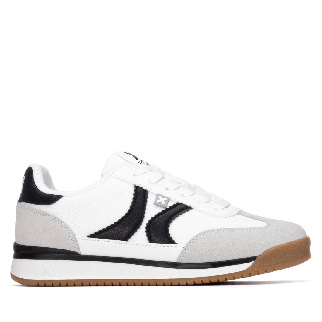 XTI - Zapatilla Niño - Calzado Cómodo y Versátil - Moda Casual