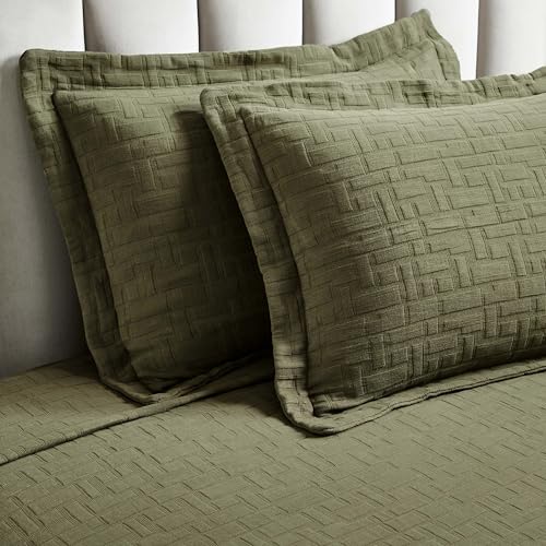 Superior 3 Piece Cotton Bedspread and Sham Set, Home Bed Decor, Decorative Bed Spread, 2 Pillow Shams, Medium Weight, Matelasse Coverlet, Bedding Essentials, Madrid Collection, Queen, Olive Green