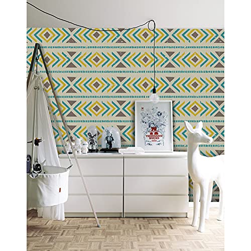 Papier peint géométrique pour masquer les imperfections d'un mur de chambre