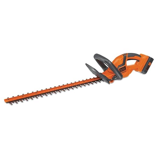 BLACK+DECKER 40V MAX* Lithium-Ion 22-Inch Cordless Hedge Trimmer (LHT2240)