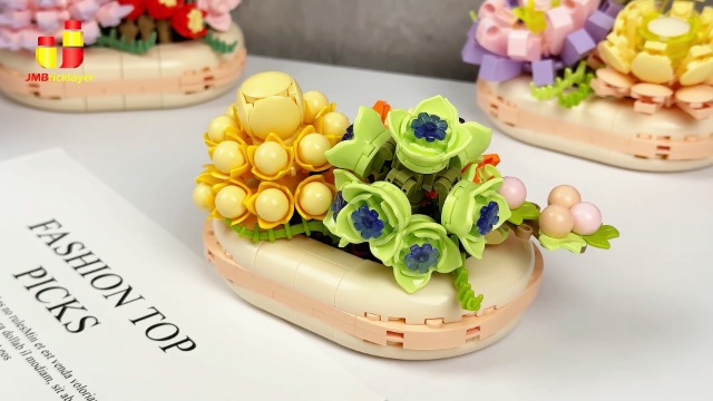 Amazon.com: JMBricklayer Succulent Bonsai Model Toys, Luminous