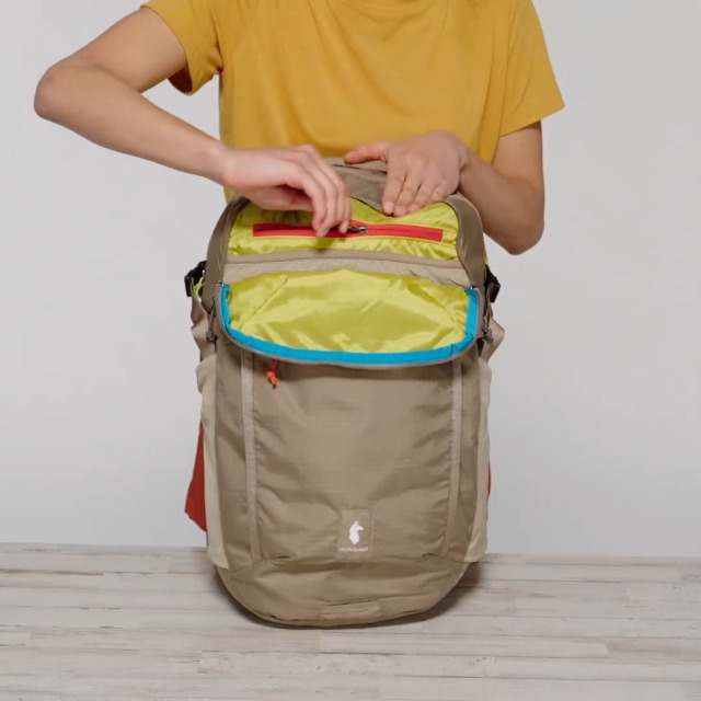 Amazon.com | Cotopaxi Mente 32L Daypack - CADA Dia, Cinder
