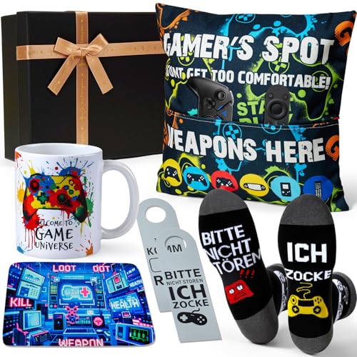 Tacobear Videospiel Geschenke für Männer Teenager Jungen Gamer Geburtstagsgeschenk mit Becher Kissenbezug Lustige Socken Türanhänger Coole Personalisierte Gaming Geschenkset für Ihn