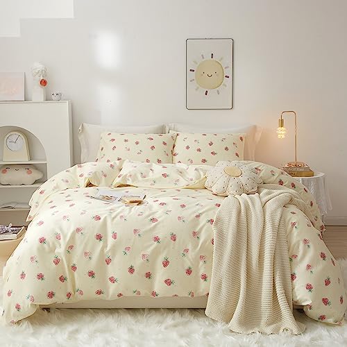 Image of VM VOUGEMARKET Cute Strawberry Duvet Cover Full 3 Pieces Fruit Bedding Set Cream White Cotton Quilt Cover with Zipper for Girls Women 80x90 Inch