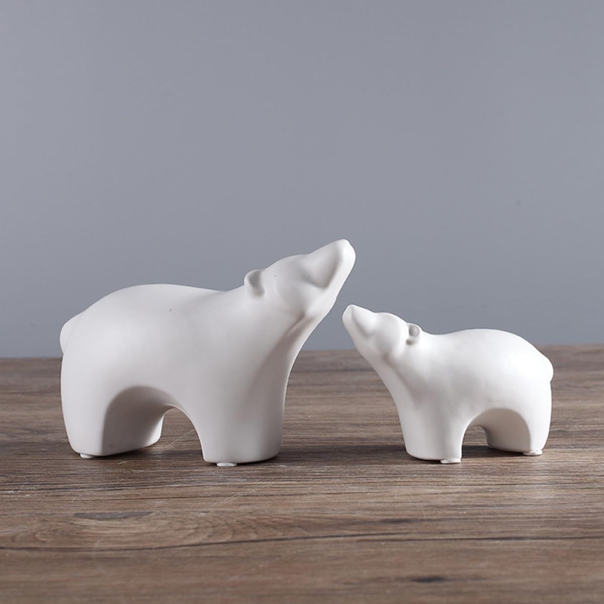 Statua Orso Polare in Ceramica Bianca Set da 2 Pezzi Grande e Piccolo, Decorazione da Tavolo Creativa per Casa, Ufficio e Ristorante, Ornamento da Collezione Resistente