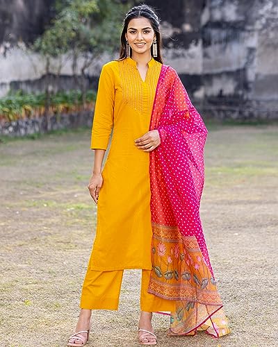 Image of GoSriKi Women's Cotton Blend Straight Printed Kurta with Pant & Dupatta