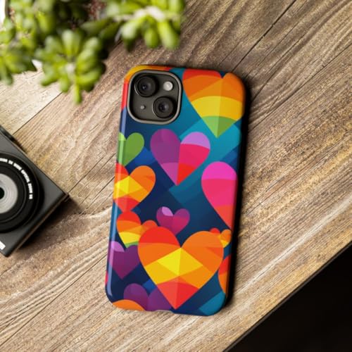 Coque rigide brillante iPhone 15 Plus au motif de cœurs géométriques colorés