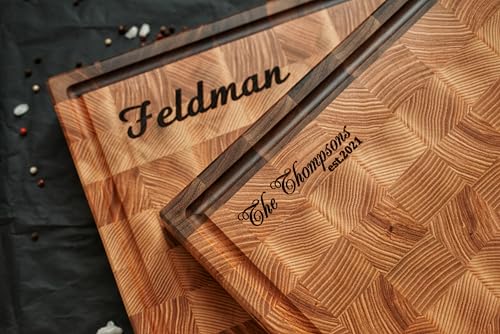 Tabla de cortar personalizada de madera nogal y cerezo, diseño reversible, bloque de corte artesanal GrainWoods (35.56x35.56x5.08 cm) miniatura 4