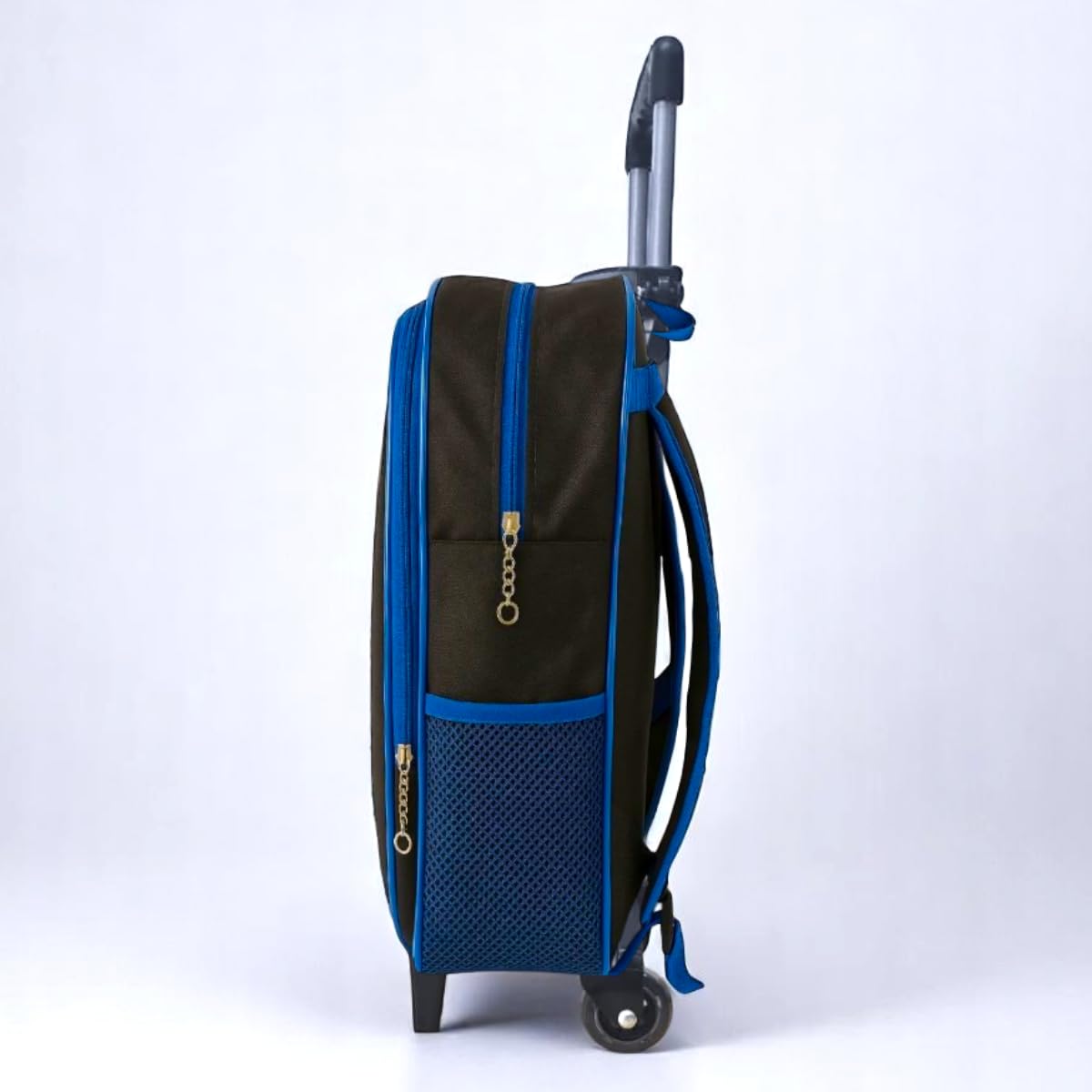 Kit Mochila de Rodinha Escolar Masculino Infantil Menino + Lancheira + Estojo Grande Gamer em promoção! Veja a oferta e mais achadinhos de Mochilas escolares 5 Hoje é o melhor dia para comprar Kit Mochila de Rodinha Escolar Masculino Infantil Menino + Lancheira + Estojo Grande Gamer com aquele preço maroto! Promoção! Aproveite a oferta! 5