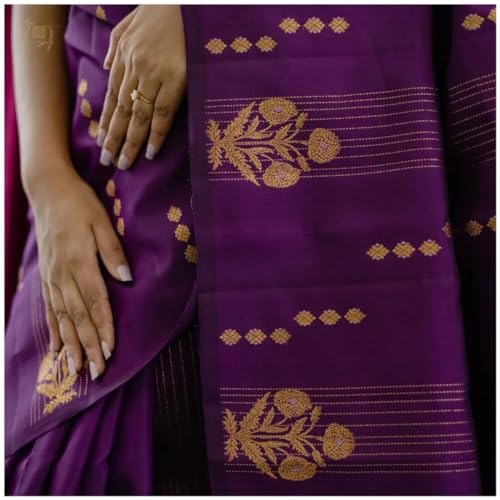Image of Flosive Women's Kanjivaram Silk Saree With Beautiful Blouse With Zari Border