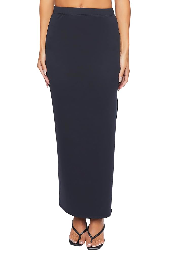 【THE MOZZ】About Back Slit Skirt Forever 21 Women's Leg-Slit Maxi Skirt, Black at Amazon
