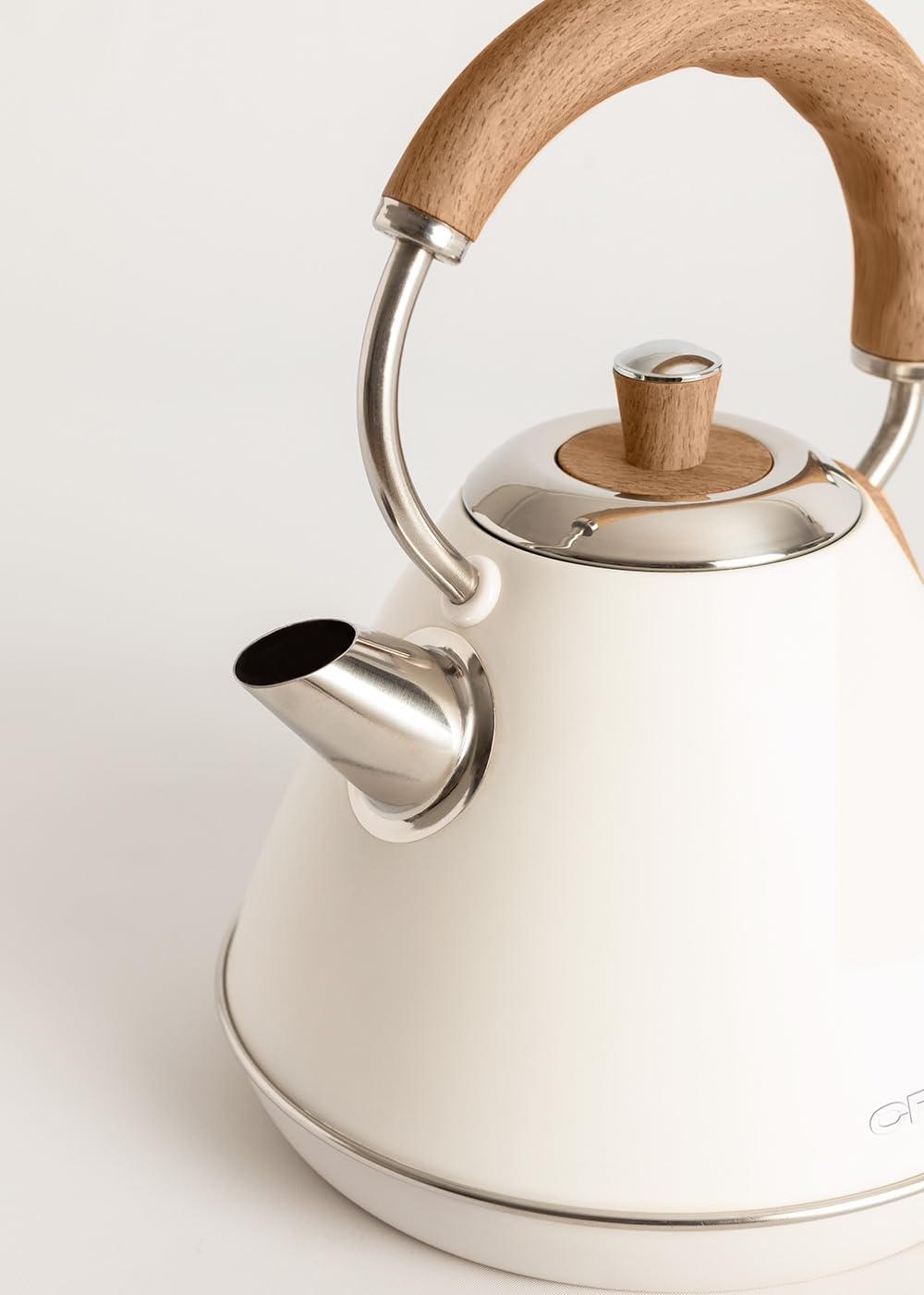 CREATE/KETTLE RETRO L/Bollitore elettrico bianco sporco/Ebollizione rapida, capacità 1,7 l, spegnimento automatico, autospegnimento, indicatore livello dell’acqua, Ø19 cm, 2200 W