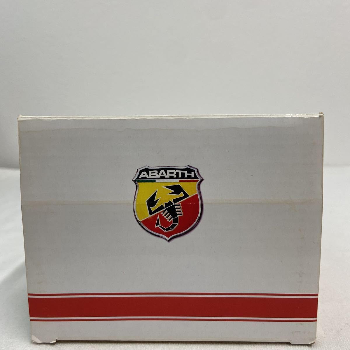 ミニカー Mondo Motors 500 Abarth 1/24 Amazon | MONDO MOTORS 1/24 ABARTH 500 モンドモータース
